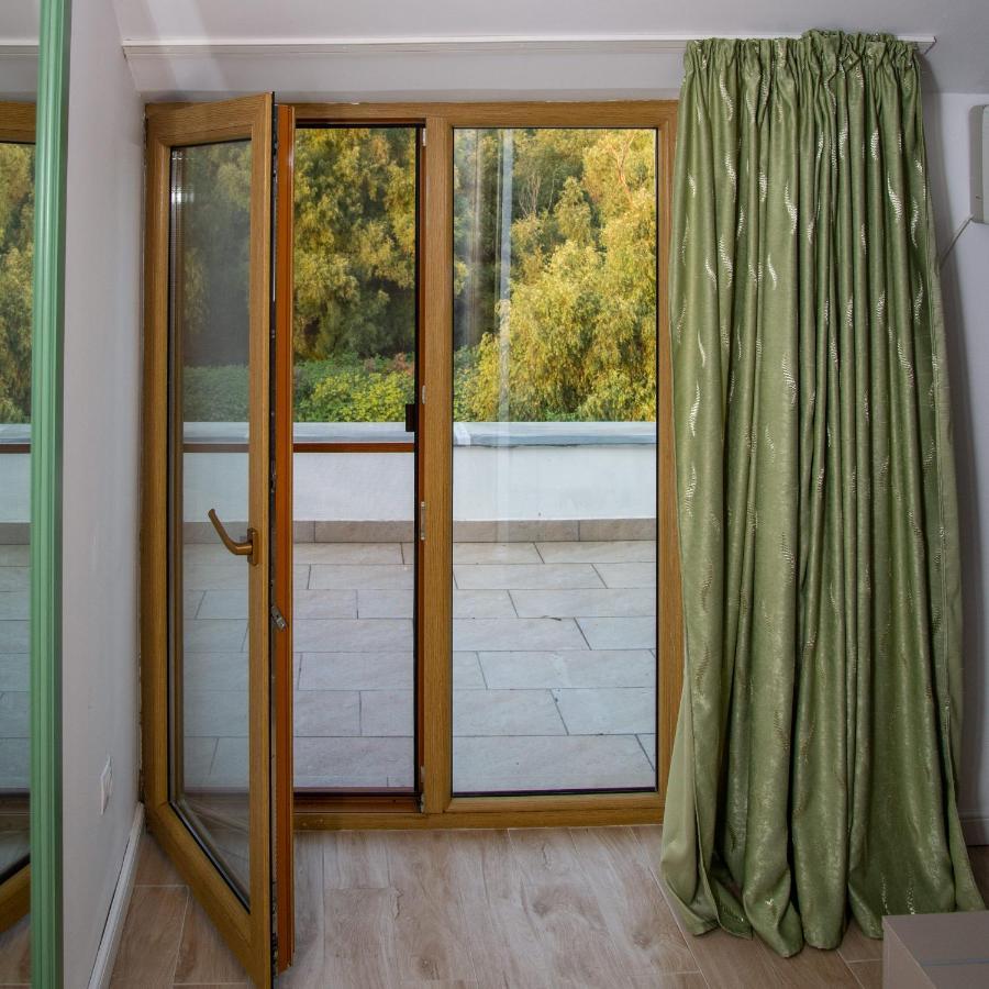 Mila Douăzeci şi Trei Paradis Hotel מראה חיצוני תמונה