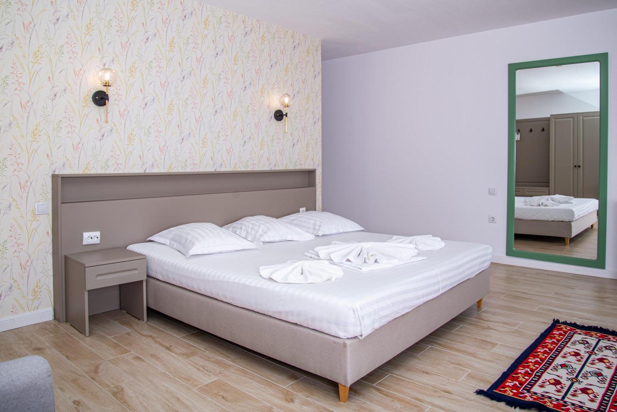 Mila Douăzeci şi Trei Paradis Hotel מראה חיצוני תמונה