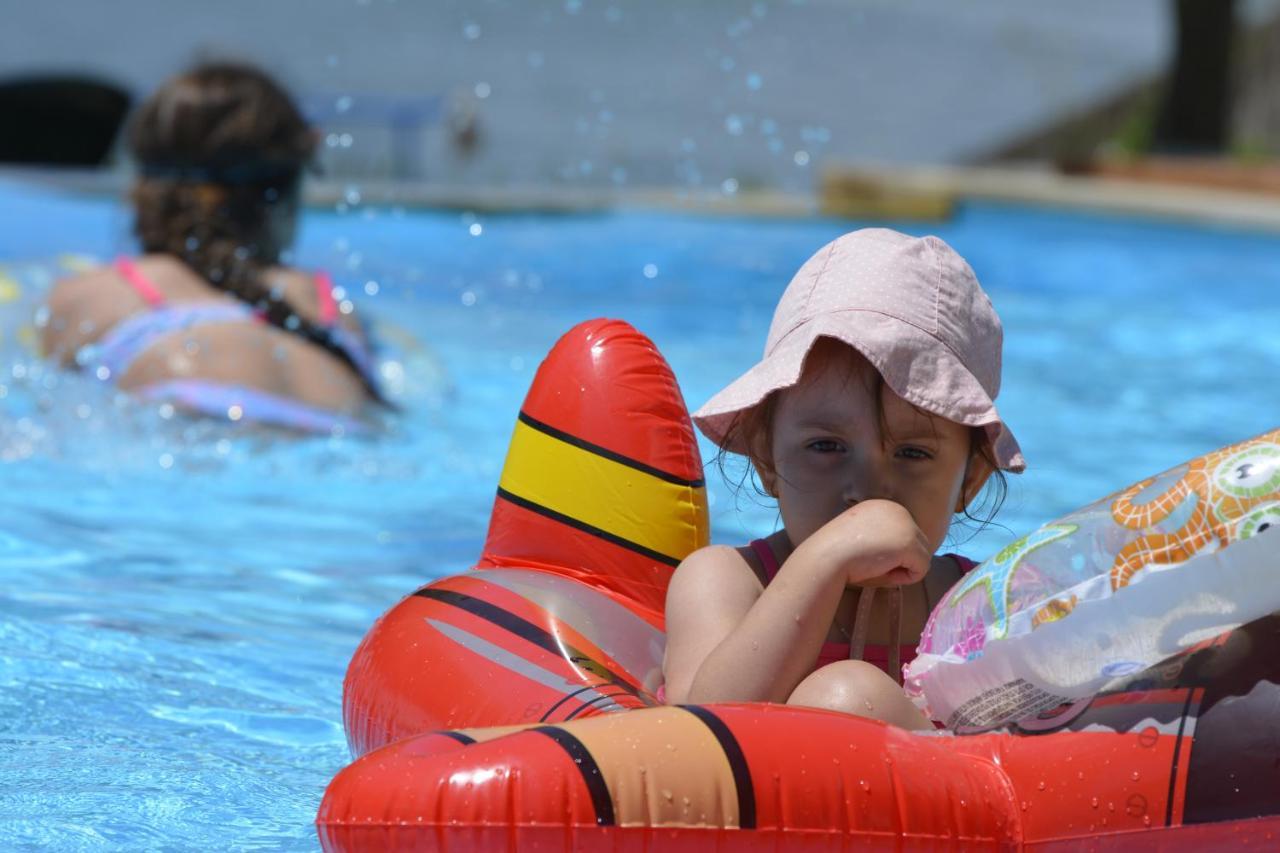 Mila Douăzeci şi Trei Paradis Hotel מראה חיצוני תמונה
